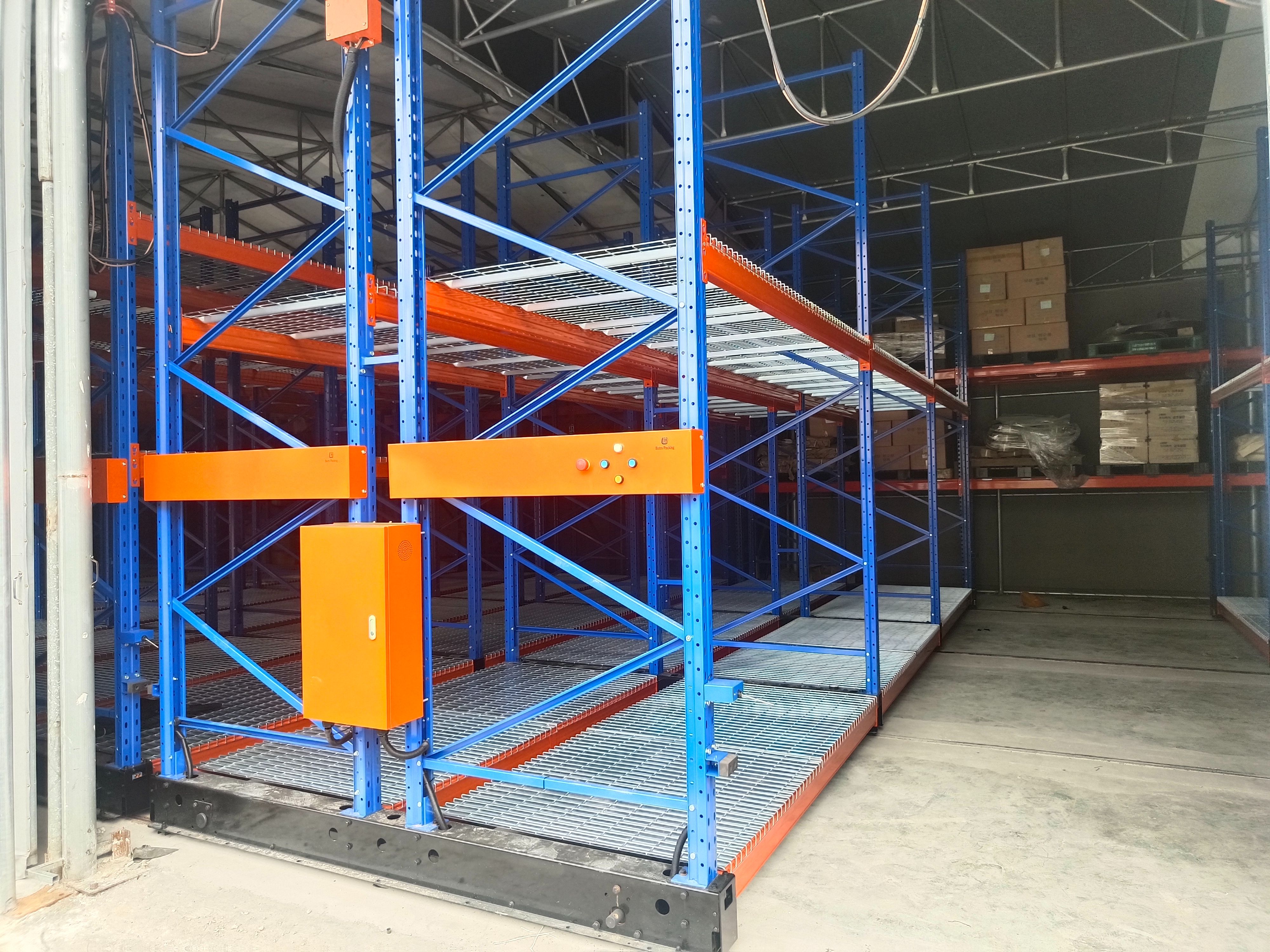 Sistema de racking móvel