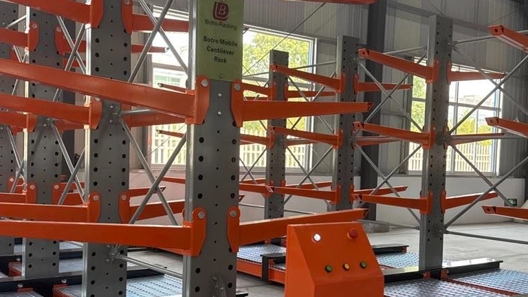 Cantilever móvel Racking: otimize a eficiência de armazenamento