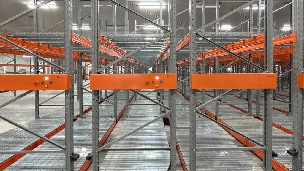 A solução de estantes móveis para armazéns de 600㎡